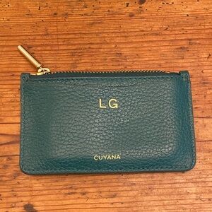 Cuyana Jade Leather card holder with zipper and gold Accents